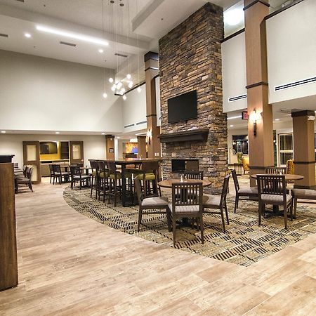 Staybridge Suites Marquette By Ihg Buitenkant foto